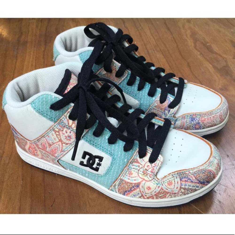 SOLD Rare DC Women’s Manteca Shoes - Paisley - 7.5